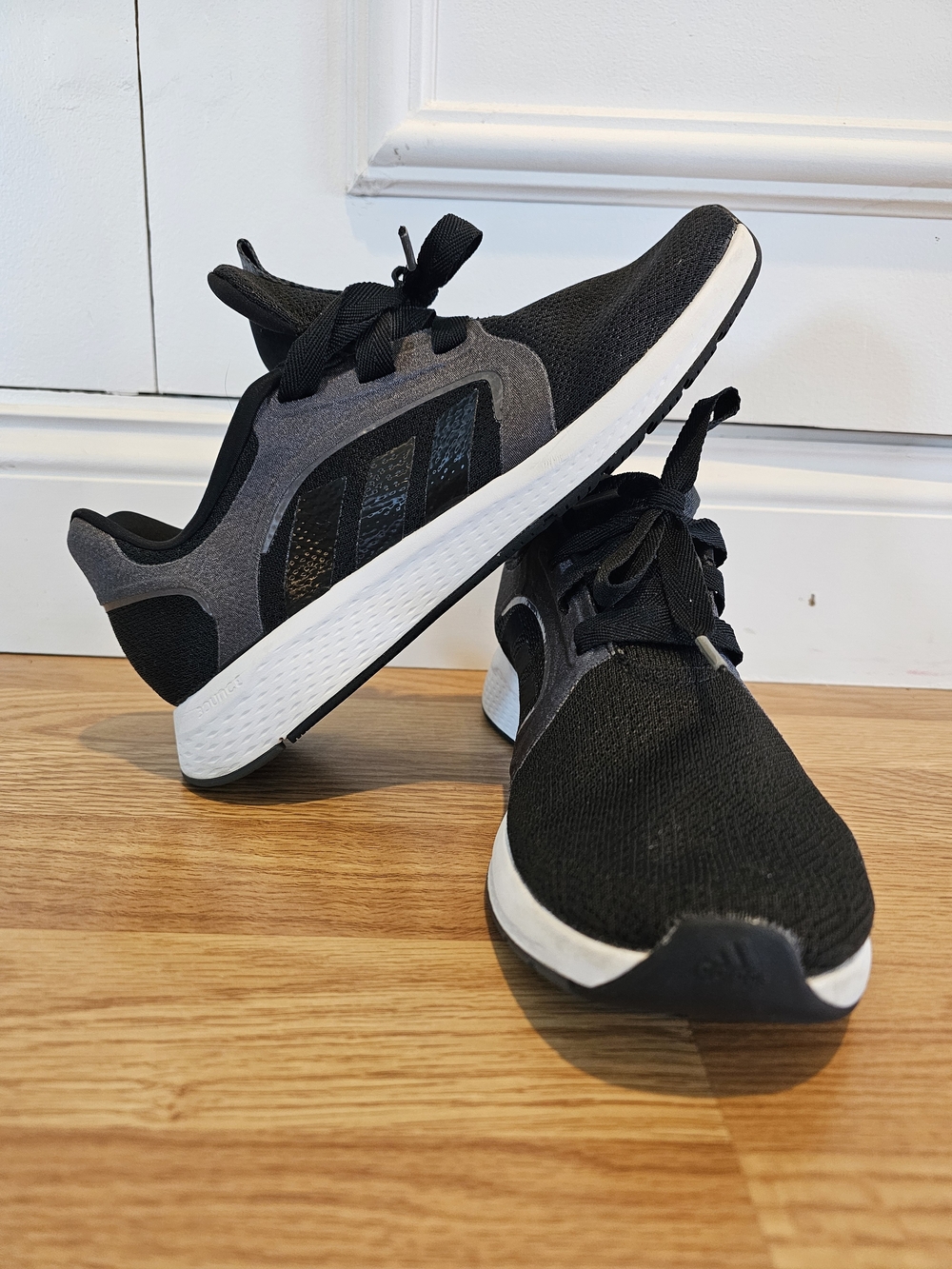 Adidas Edge Lux 5 Women's Running Shoes Size 9